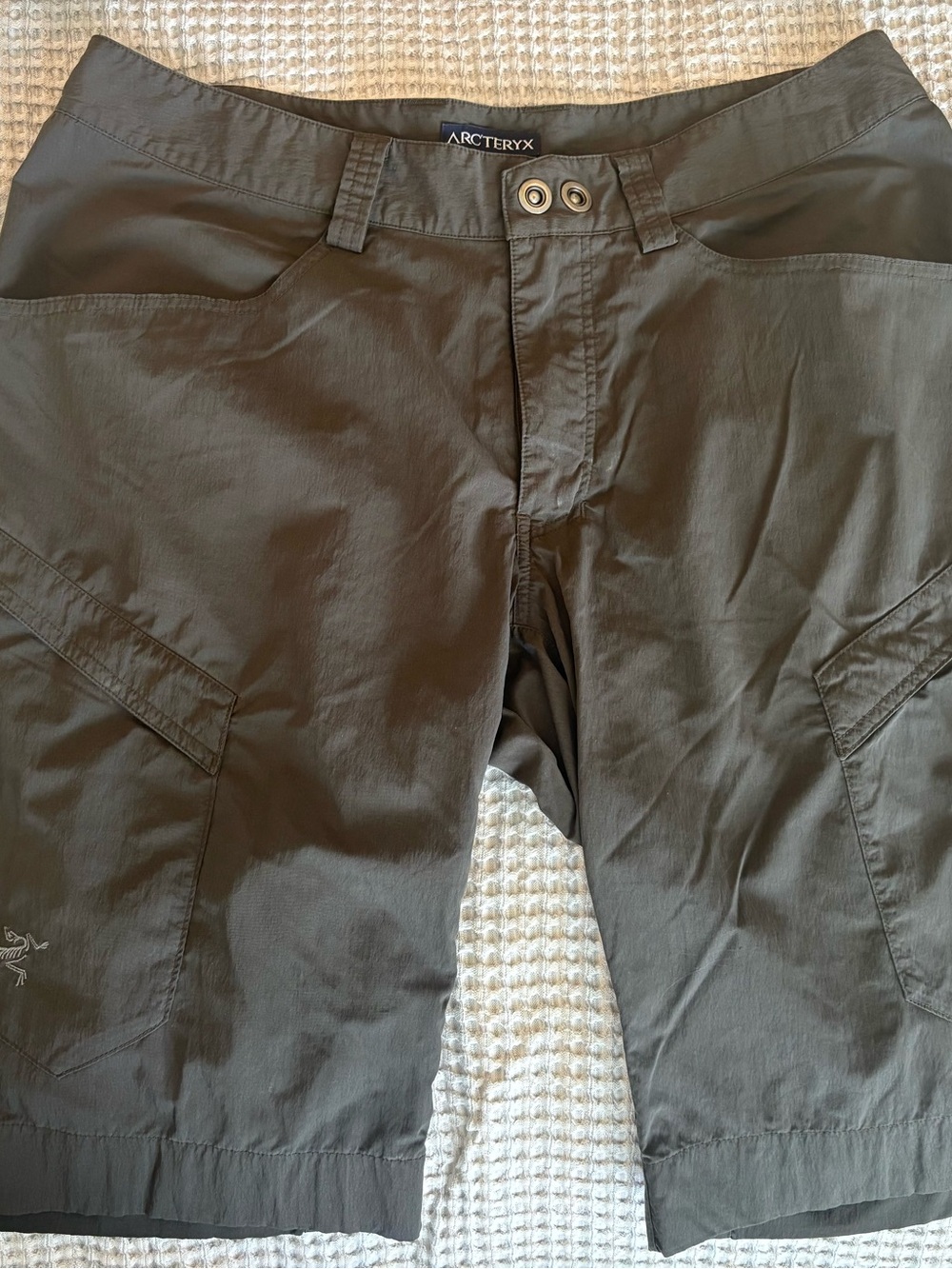 Arc'teryx Rampart shorts Dark Gray Men's Technical Cargo